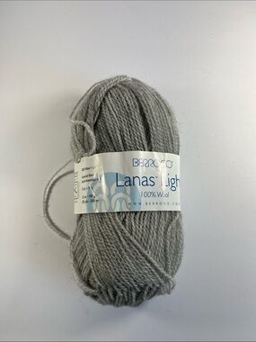 Berroco Lanas Light Yarn - 100% Wool Sport Weight - Light Grey / Silver